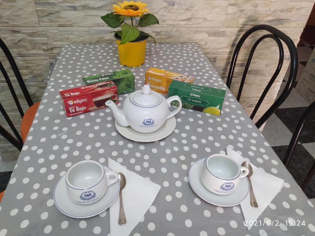 Tres Girasoles Apartment Cadiz